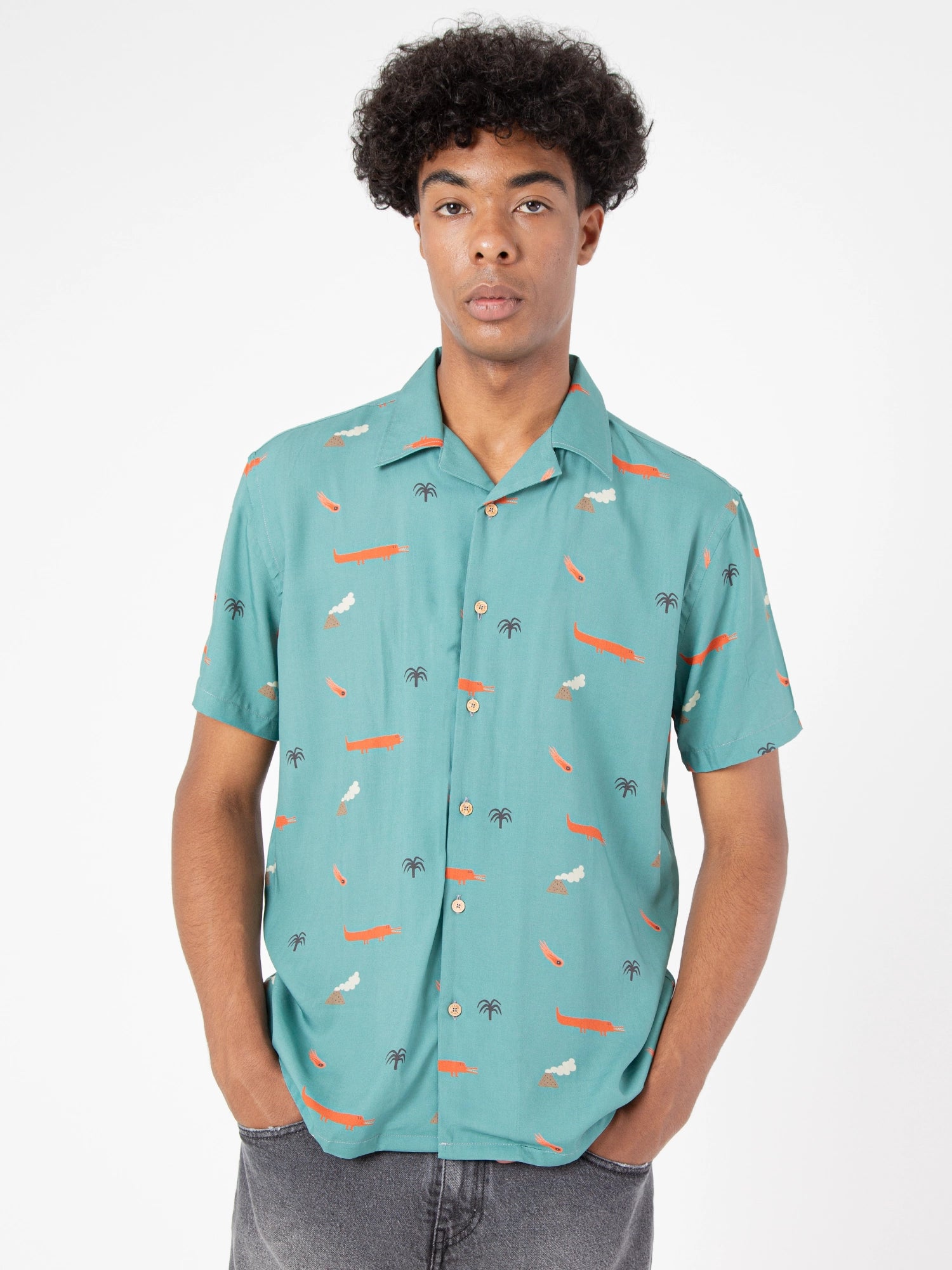 CAMISA DE HOMBRE DE VISCOSA CALYPSO VOLCANES capitandenim