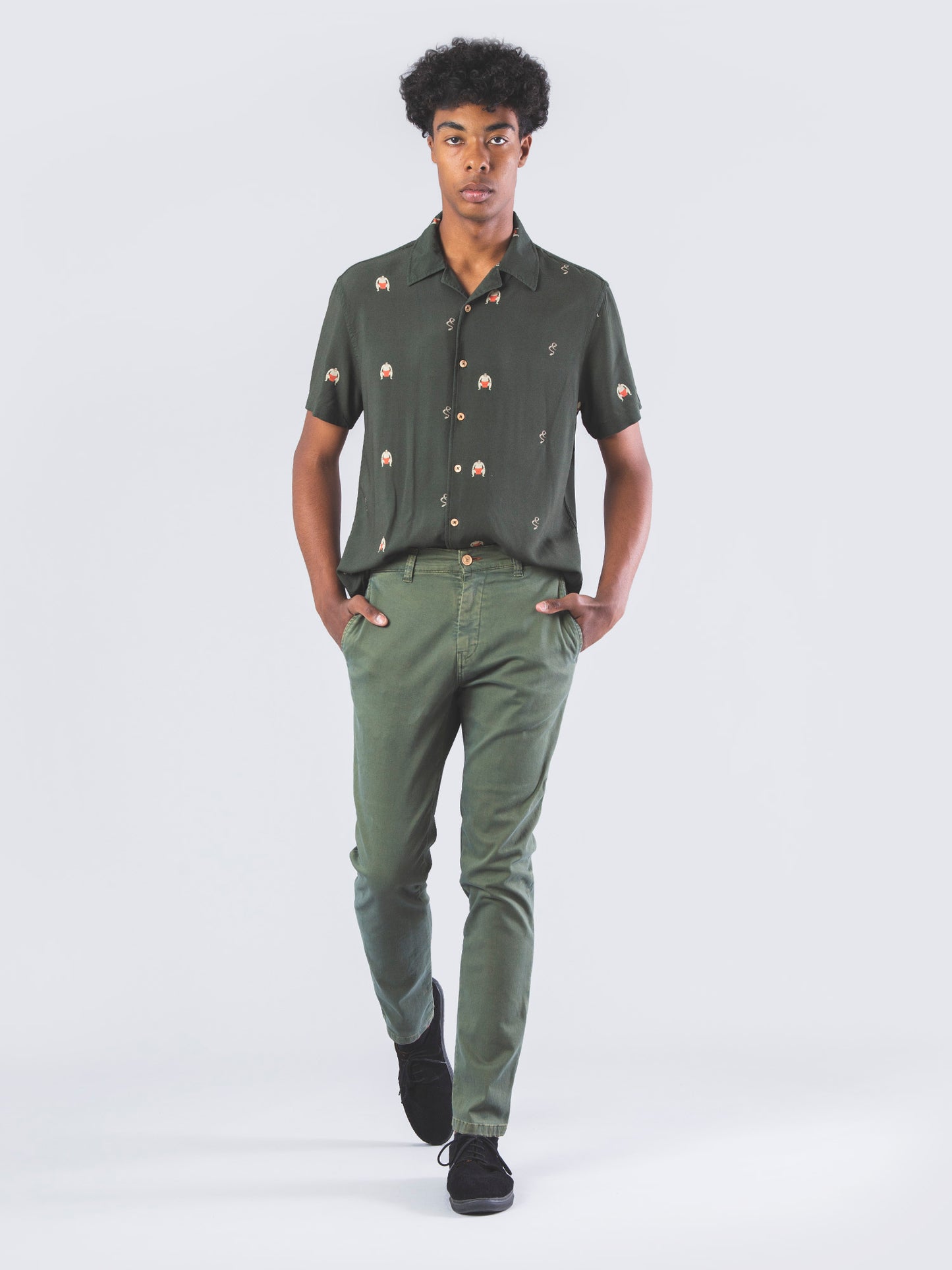 PANTALONES CHINOS LOMAS OLD VINTAGE GREEN