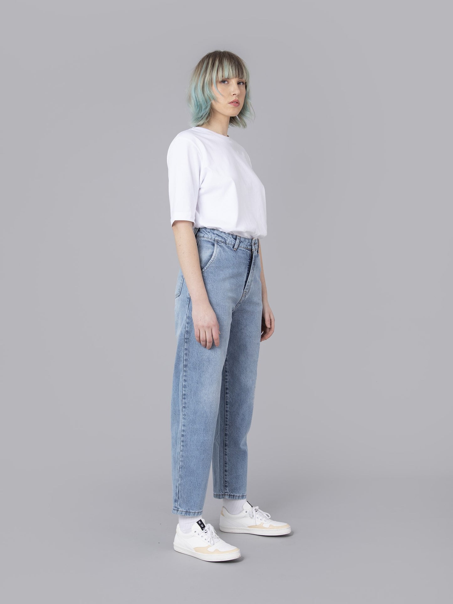 DOMINO LIGHT BLUE