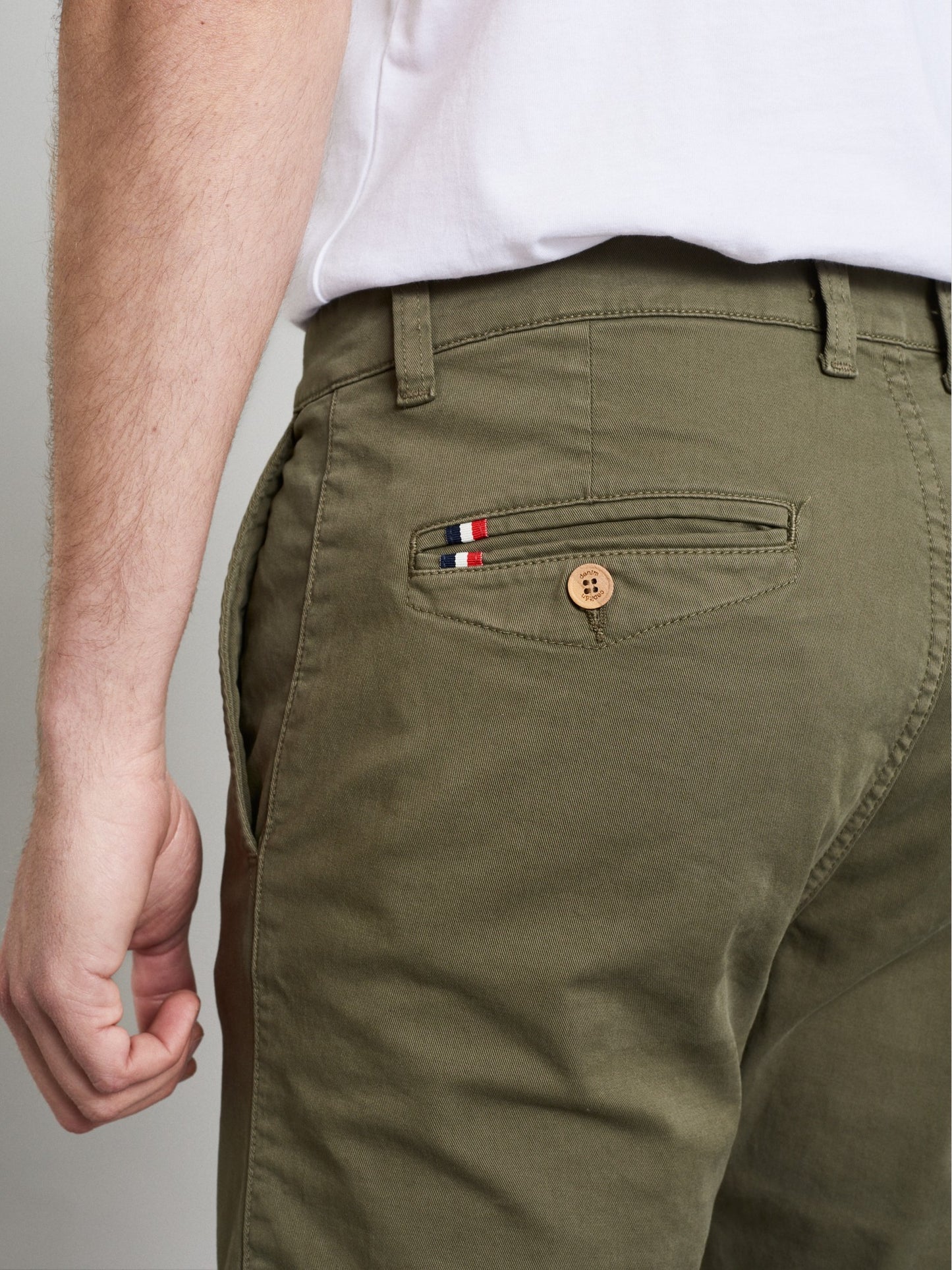 CHINO BERRY OLD GREEN