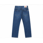 Capitandenim Ray lightweight used blue 100% cotton regular fit jeans with 5 pockets and zip closure. Made in Spain.