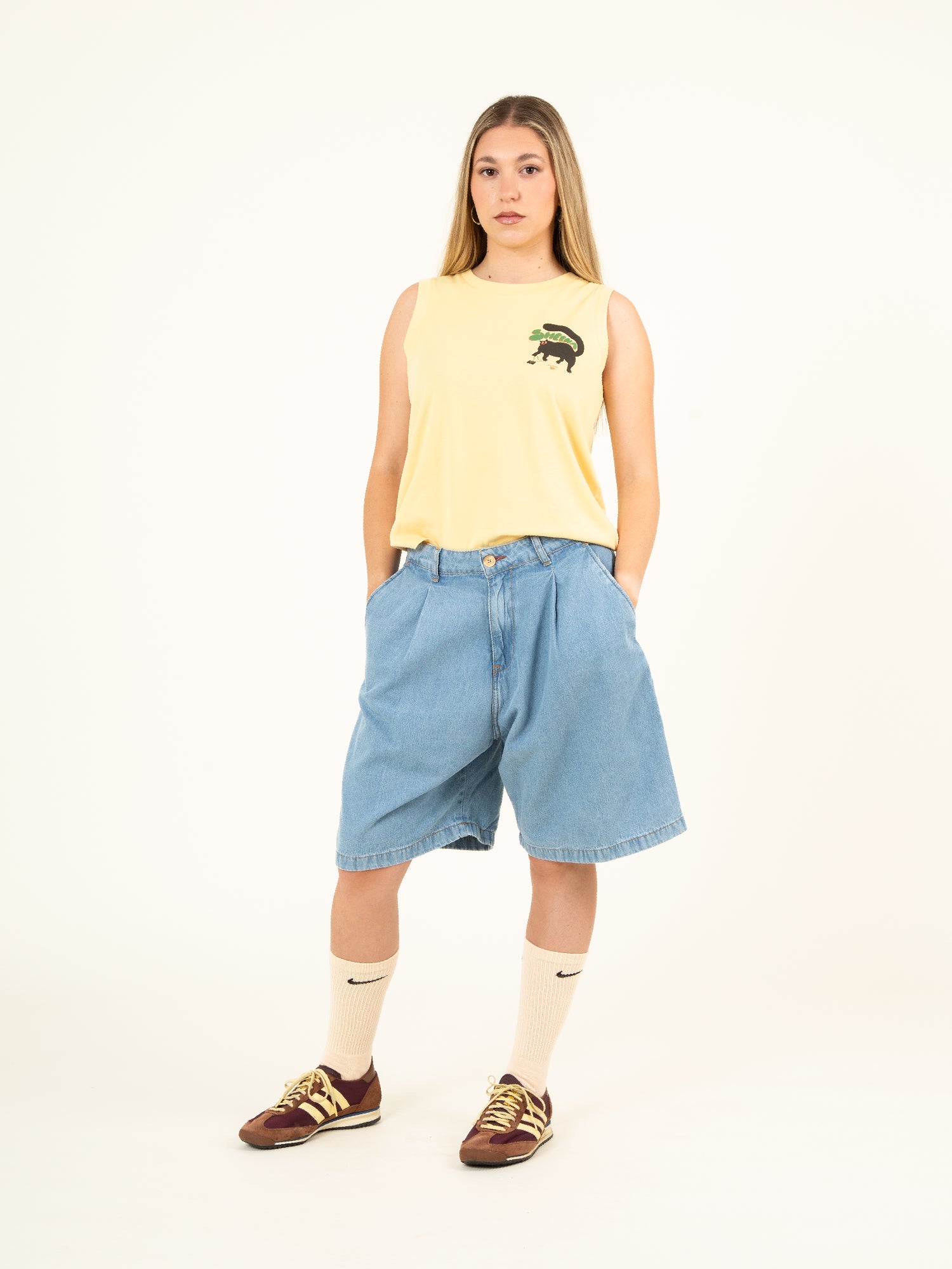 BERMUDAS VAQUERAS DE MUJER SABINE LIGHT BLUE – VAQUEROS CÓMODOS Y