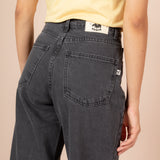 PANTALÓN VAQUERO DE MUJER MOMFIT TULSA OLD GREY